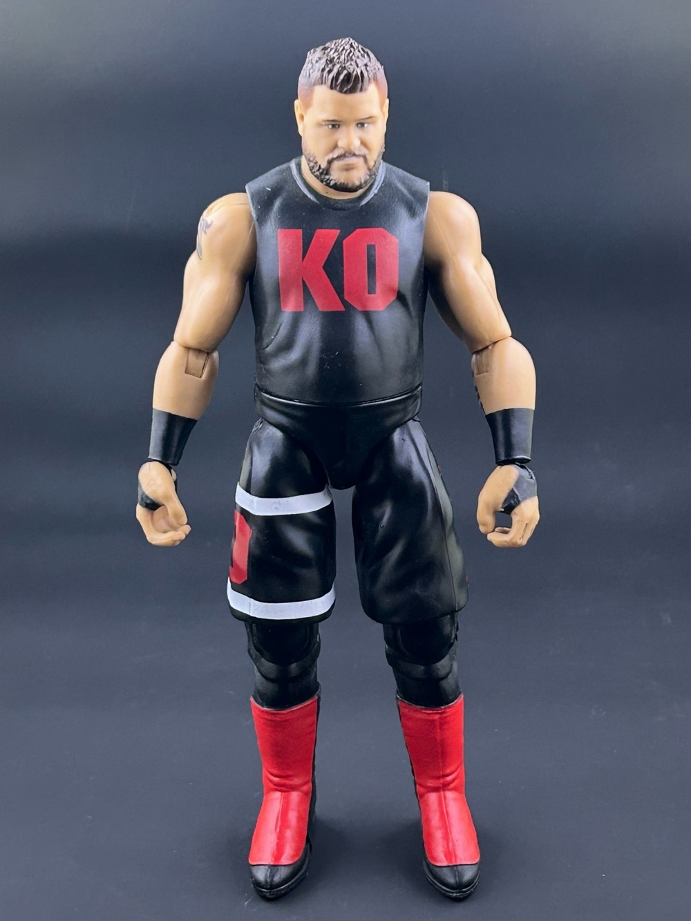 Mattel WWE Basic Championship Showdown 15 Kevin Owens 2023